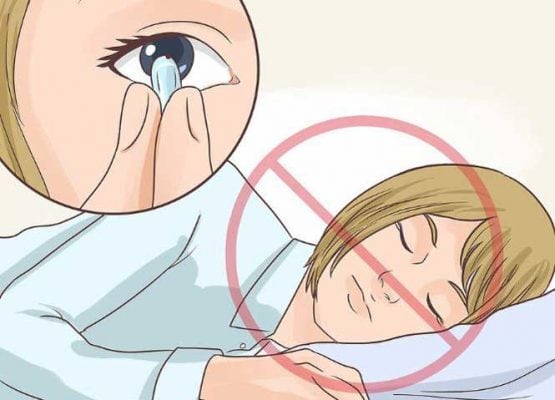 با لنز تماسی نخوابید