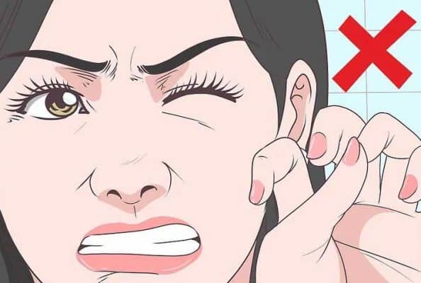 عدم مالش چشم با دست