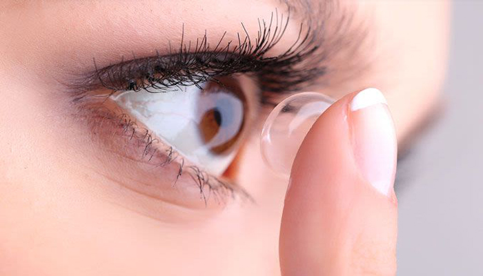 راهنمای اولین استفاده از لنزهای تماسی